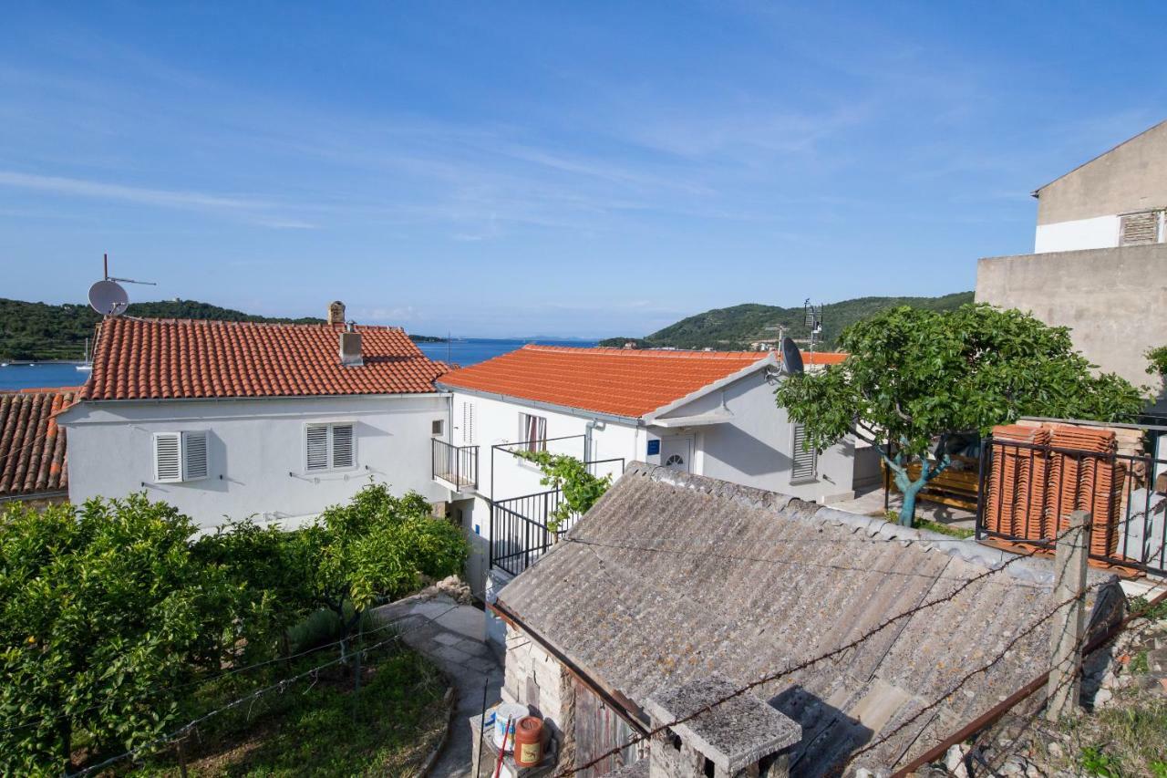 Strma Apartments Vis Exterior photo